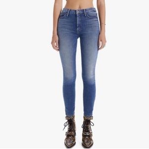 MOTHER The High Waisted Looker Skinny Jeans in Satisfaction Guaranteed